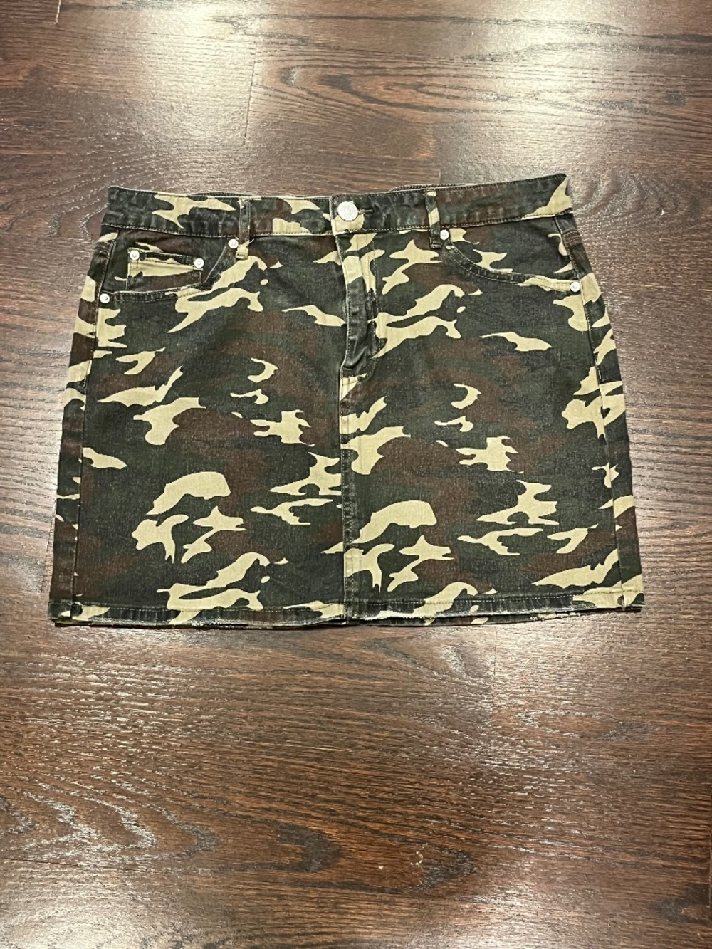 Almost Famous Camo 5-Pocket Denim Mini Skirt XL
